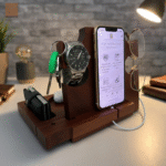 Docking Station Organisateur en Noyer – Finition Bois Sombre & Chaleureux